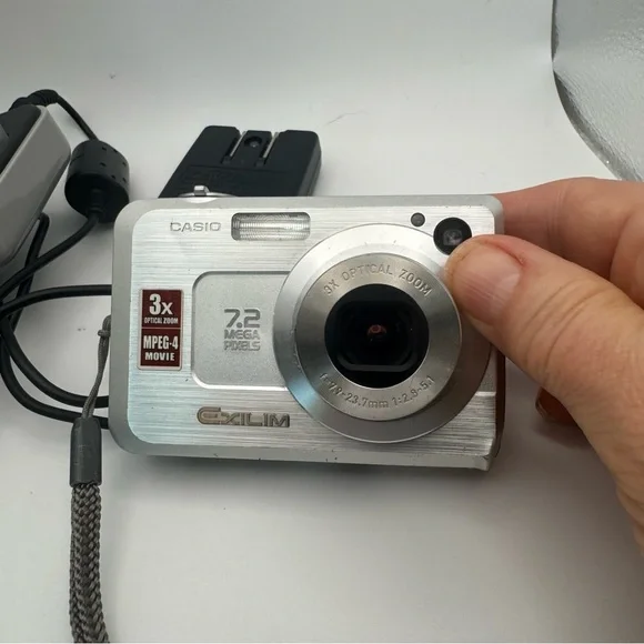 Casio Silver Digital Camera Compact with Charging Dock